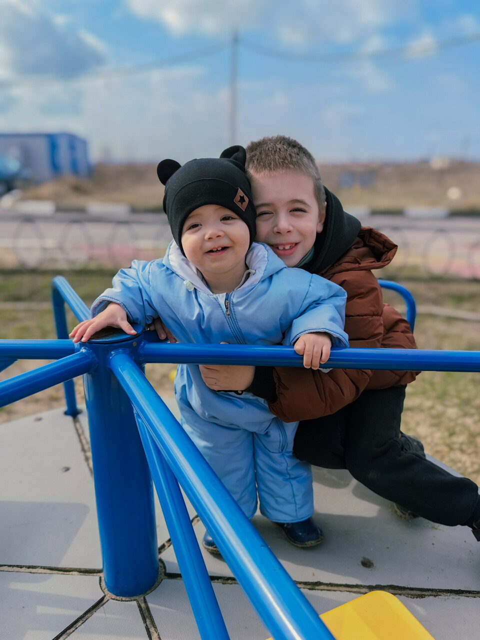 Официально заявляю, что сон днем покинул чат...
